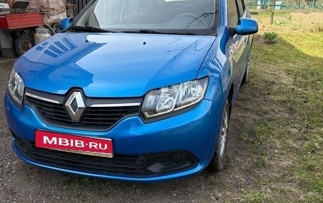 Renault Logan II, 2016 год, 740 000 рублей, 1 фотография