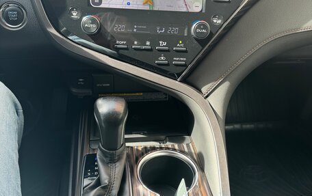 Toyota Camry, 2019 год, 2 740 000 рублей, 11 фотография