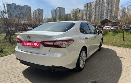 Toyota Camry, 2019 год, 2 740 000 рублей, 7 фотография
