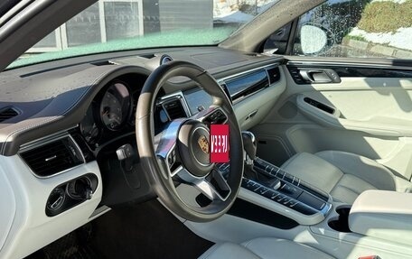 Porsche Macan I рестайлинг, 2015 год, 1 910 000 рублей, 6 фотография