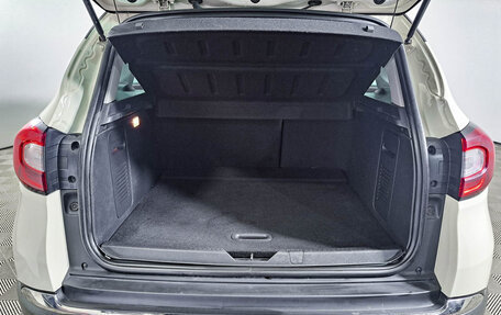 Renault Kaptur I рестайлинг, 2017 год, 1 750 000 рублей, 12 фотография