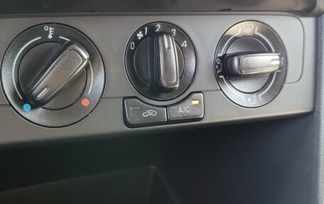 Volkswagen Polo VI (EU Market), 2016 год, 1 000 000 рублей, 22 фотография