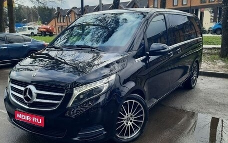 Mercedes-Benz V-Класс, 2018 год, 6 000 000 рублей, 1 фотография