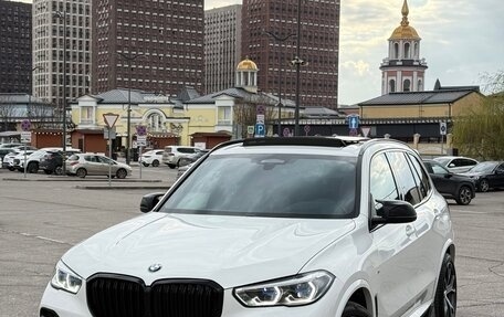BMW X5, 2021 год, 9 800 000 рублей, 1 фотография