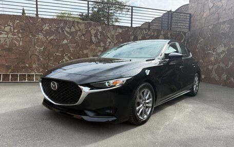 Mazda 3, 2020 год, 1 950 000 рублей, 1 фотография