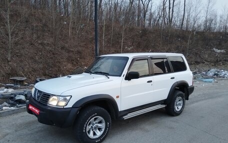 Nissan Patrol, 2000 год, 2 500 000 рублей, 1 фотография