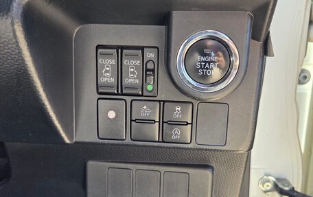 Toyota Tank I, 2018 год, 860 000 рублей, 11 фотография