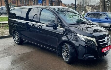 Mercedes-Benz V-Класс, 2018 год, 6 000 000 рублей, 3 фотография