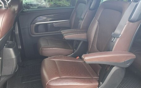 Mercedes-Benz V-Класс, 2018 год, 6 000 000 рублей, 12 фотография