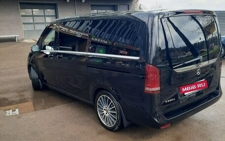 Mercedes-Benz V-Класс, 2018 год, 6 000 000 рублей, 7 фотография