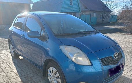 Toyota Yaris III рестайлинг, 2007 год, 570 000 рублей, 4 фотография