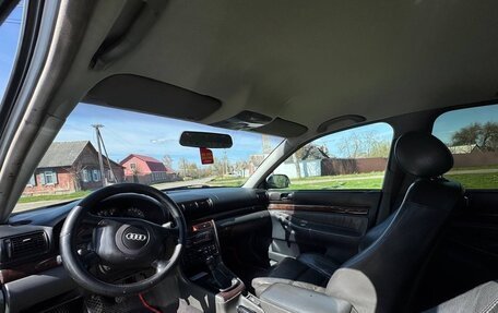 Audi A4, 2000 год, 550 000 рублей, 11 фотография