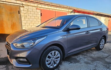 Hyundai Solaris II рестайлинг, 2019 год, 1 050 000 рублей, 4 фотография