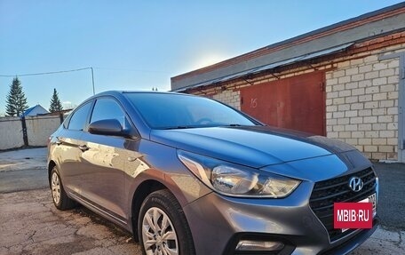 Hyundai Solaris II рестайлинг, 2019 год, 1 050 000 рублей, 3 фотография