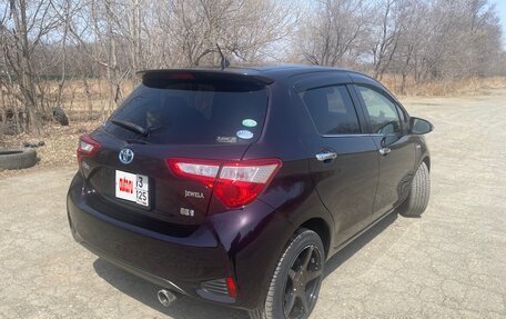 Toyota Vitz, 2017 год, 999 000 рублей, 6 фотография