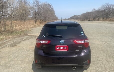 Toyota Vitz, 2017 год, 999 000 рублей, 5 фотография