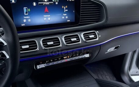 Mercedes-Benz GLS, 2024 год, 19 365 000 рублей, 13 фотография