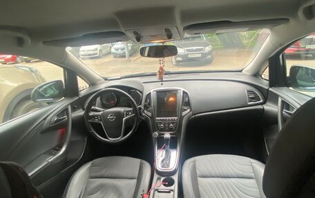 Opel Astra J, 2013 год, 770 000 рублей, 4 фотография