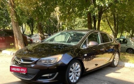 Opel Astra J, 2013 год, 770 000 рублей, 3 фотография