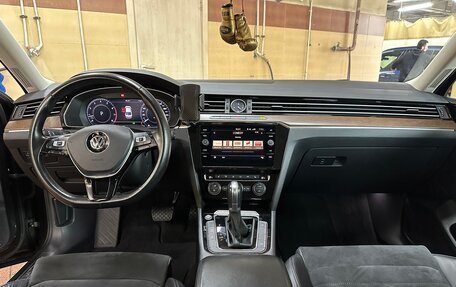 Volkswagen Passat B8 рестайлинг, 2016 год, 2 670 000 рублей, 4 фотография