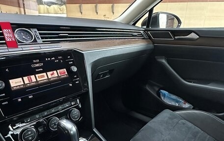 Volkswagen Passat B8 рестайлинг, 2016 год, 2 670 000 рублей, 8 фотография