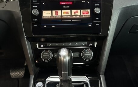 Volkswagen Passat B8 рестайлинг, 2016 год, 2 670 000 рублей, 3 фотография