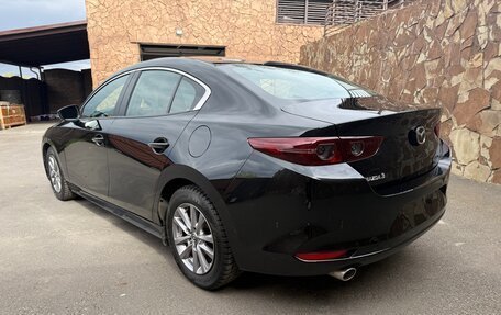 Mazda 3, 2020 год, 1 950 000 рублей, 4 фотография