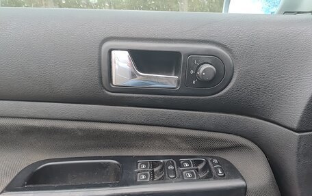 Volkswagen Golf IV, 2001 год, 250 000 рублей, 10 фотография