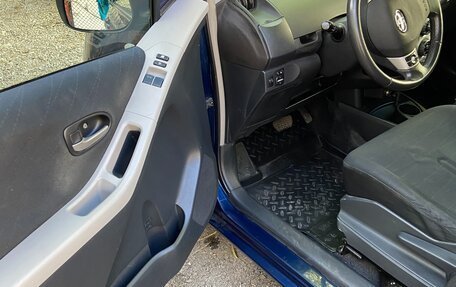 Toyota Yaris III рестайлинг, 2008 год, 430 000 рублей, 6 фотография