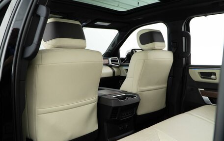 Toyota Tundra, 2022 год, 8 145 055 рублей, 11 фотография