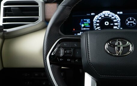 Toyota Tundra, 2022 год, 8 145 055 рублей, 13 фотография