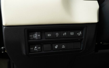 Toyota Tundra, 2022 год, 8 145 055 рублей, 16 фотография