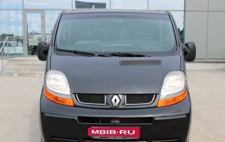 Renault Trafic, 2003 год, 1 099 000 рублей, 2 фотография