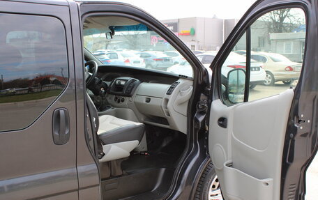Renault Trafic, 2003 год, 1 099 000 рублей, 20 фотография