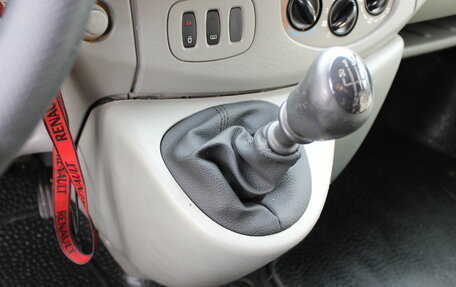 Renault Trafic, 2003 год, 1 099 000 рублей, 26 фотография