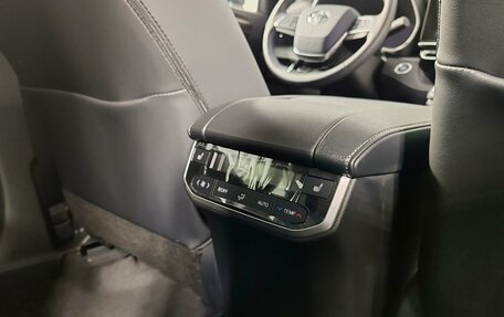 Toyota Highlander, 2026 год, 6 390 000 рублей, 14 фотография