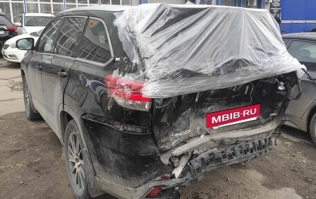 Toyota Highlander III, 2017 год, 1 899 999 рублей, 5 фотография