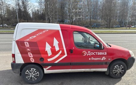 Peugeot Partner II рестайлинг 2, 2010 год, 500 000 рублей, 4 фотография