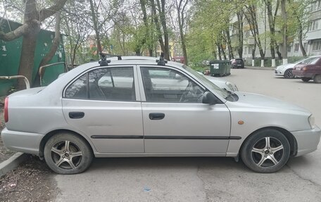 Hyundai Accent II, 2004 год, 350 000 рублей, 3 фотография