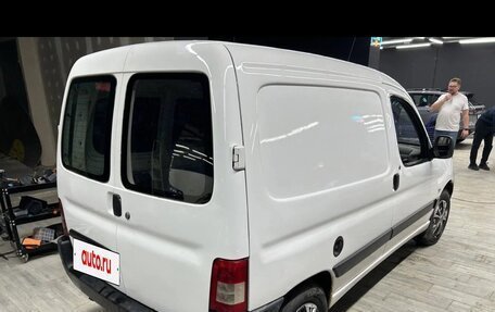 Peugeot Partner II рестайлинг 2, 2010 год, 500 000 рублей, 7 фотография