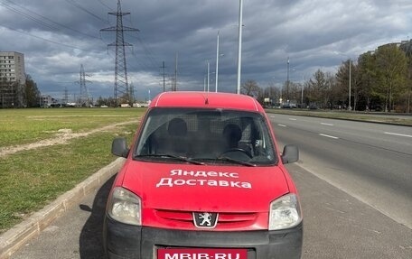 Peugeot Partner II рестайлинг 2, 2010 год, 500 000 рублей, 3 фотография