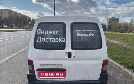 Peugeot Partner II рестайлинг 2, 2010 год, 500 000 рублей, 5 фотография