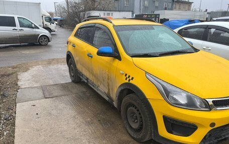 KIA Rio IV, 2019 год, 700 001 рублей, 3 фотография