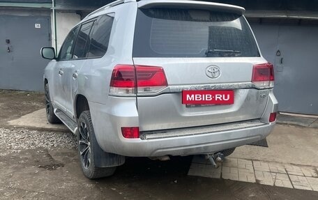 Toyota Land Cruiser 200, 2009 год, 1 850 000 рублей, 9 фотография