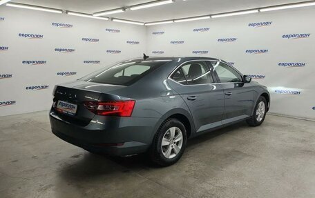 Skoda Superb III рестайлинг, 2020 год, 2 950 000 рублей, 3 фотография