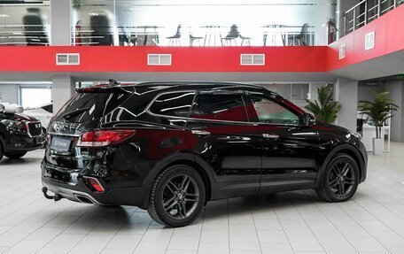 Hyundai Santa Fe III рестайлинг, 2017 год, 2 250 000 рублей, 2 фотография