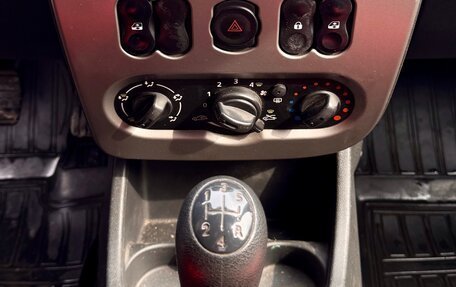 Renault Logan I, 2012 год, 299 000 рублей, 8 фотография