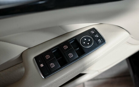 Mercedes-Benz CLS, 2013 год, 2 400 000 рублей, 13 фотография