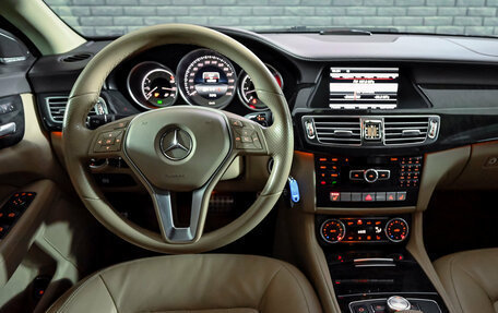 Mercedes-Benz CLS, 2013 год, 2 400 000 рублей, 17 фотография