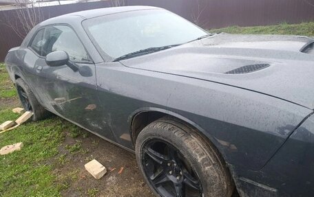 Dodge Challenger III рестайлинг 2, 2019 год, 1 200 000 рублей, 8 фотография